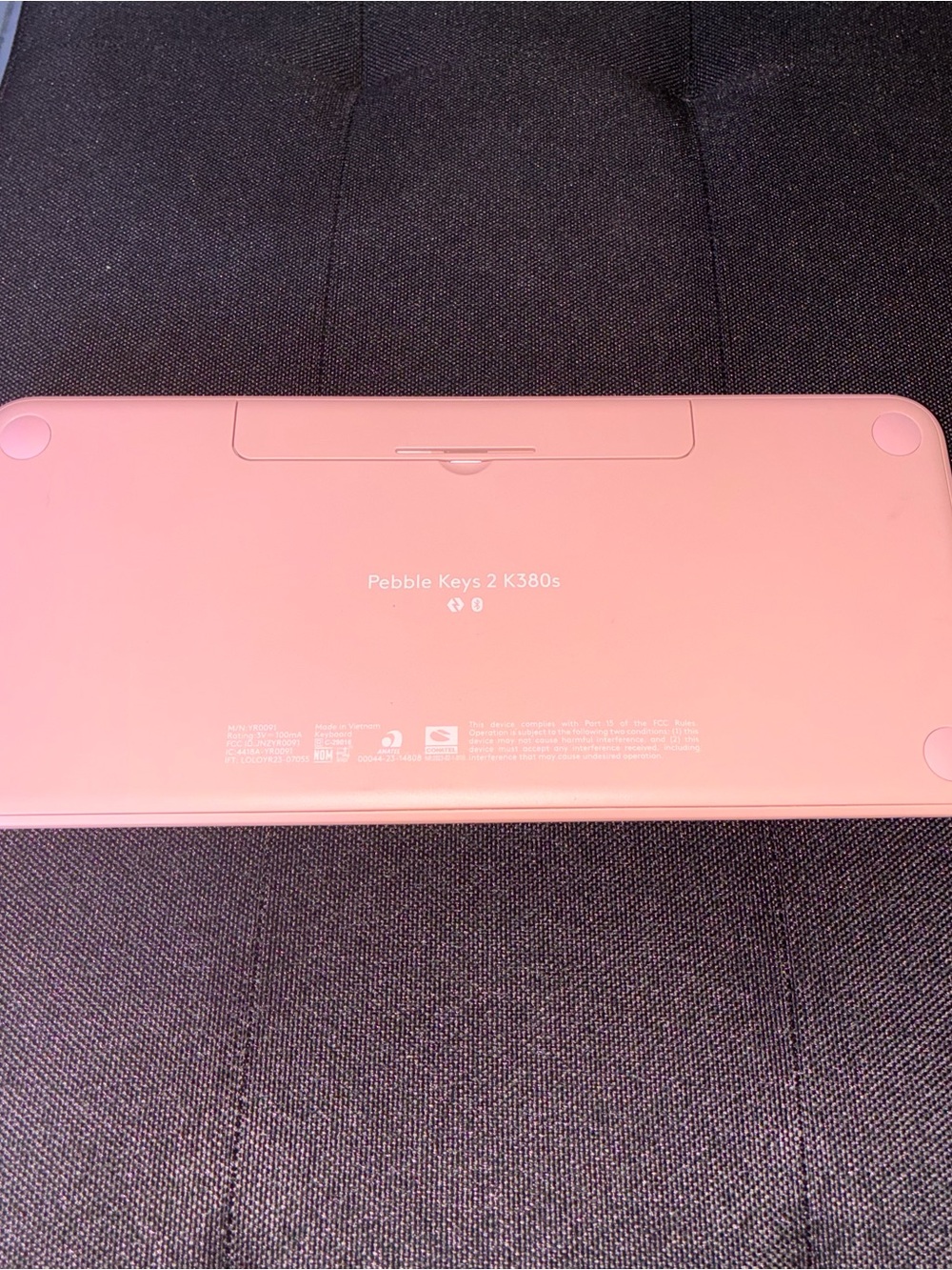 Logitech Pink Round-Key Bluetooth Keyboard - Picture 2 of 3